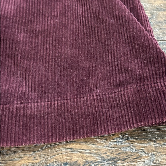 Abercrombie & Fitch Women's Maroon Corduroy Skirt Size 00 - Picture 3 of 10